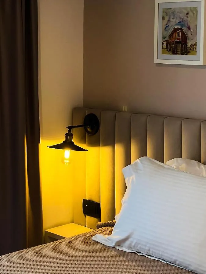 Oda Hotel Tirana 3*,  Albania